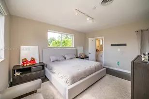 [Address not provided], Bay Harbor Islands, FL 33154 - Photo 23