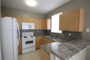 2726 SE 16th Ave, Homestead, FL 33035 - Photo 9