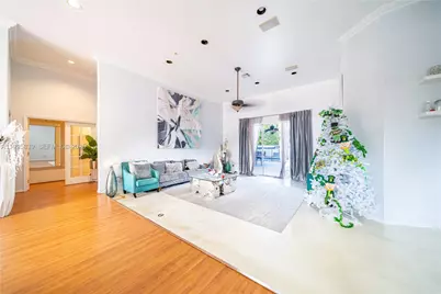 5303 SW 111th Ter, Davie, FL 33328 - Photo 11