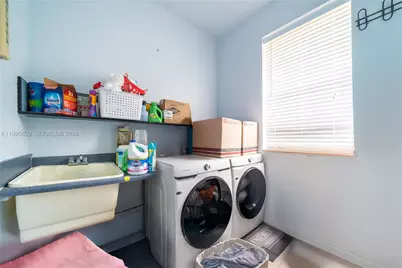 5303 SW 111th Ter, Davie, FL 33328 - Photo 31