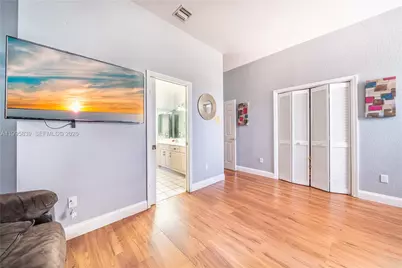 5303 SW 111th Ter, Davie, FL 33328 - Photo 19