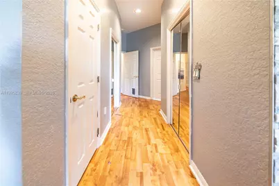 5303 SW 111th Ter, Davie, FL 33328 - Photo 13