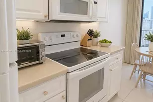 290 174th St, Sunny Isles Beach, FL 33160 - Photo 9