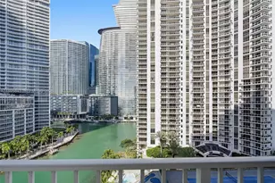 801 Brickell Key Blvd, Miami, FL 33131 - Photo 3