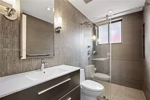 4002 Kumquat Ave, Miami, FL 33133 - Photo 13