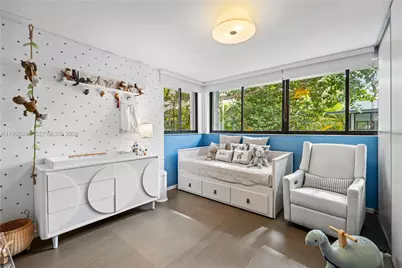 4002 Kumquat Ave, Miami, FL 33133 - Photo 11