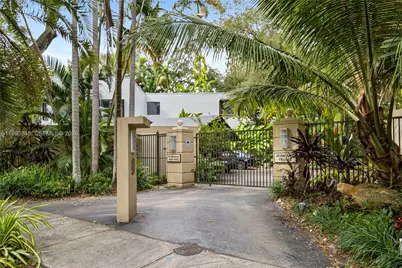 4002 Kumquat Ave, Miami, FL 33133 - Photo 19