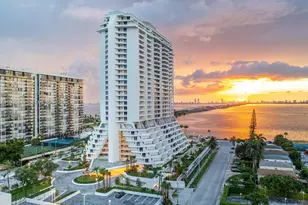 555 NE 34th St, Miami, FL 33137 - Photo 1