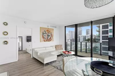 121 NE 34th St #1001, Miami, FL 33137 - Photo 3