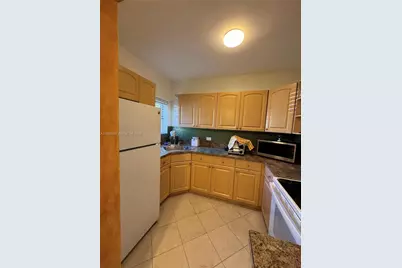 510 76 #1, Miami Beach, FL 33141 - Photo 5