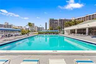 600 Parkview Dr, Hallandale Beach, FL 33009 - Photo 29