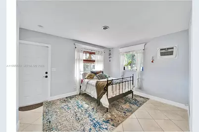 381 NE 42nd St, Oakland Park, FL 33334 - Photo 19