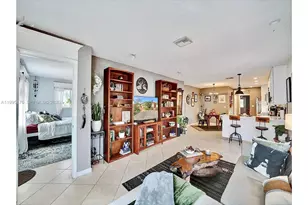 381 NE 42nd St, Oakland Park, FL 33334 - Photo 9