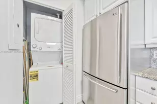 888 Brickell Key Dr, Miami, FL 33131 - Photo 19