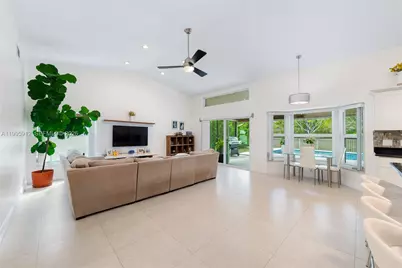 11690 Island Lakes Ln, Boca Raton, FL 33498 - Photo 17