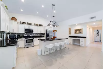 11690 Island Lakes Ln, Boca Raton, FL 33498 - Photo 13