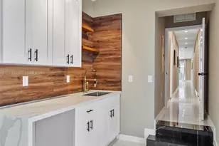 1500 Biarritz Dr, Miami Beach, FL 33141 - Photo 19