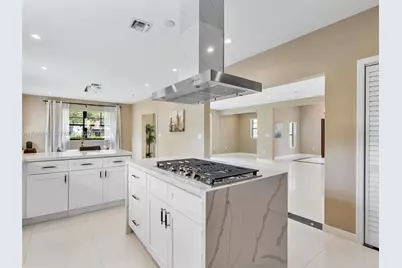 1500 Biarritz Dr, Miami Beach, FL 33141 - Photo 11