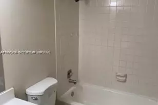 5921 Washington St, Hollywood, FL 33023 - Photo 7