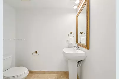 1800 N Bayshore Dr #2811, Miami, FL 33132 - Photo 15