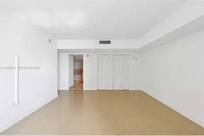 1800 N Bayshore Dr #2811, Miami, FL 33132 - Photo 15