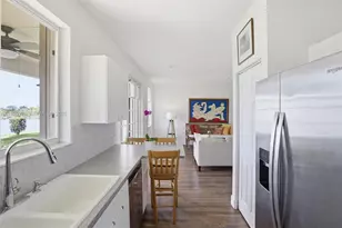 1326 Canary Island Dr, Weston, FL 33327 - Photo 23