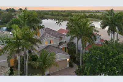 1326 Canary Island Dr, Weston, FL 33327 - Photo 67