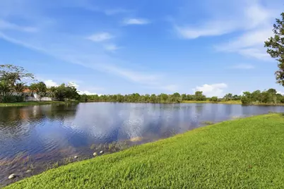 1326 Canary Island Dr, Weston, FL 33327 - Photo 45