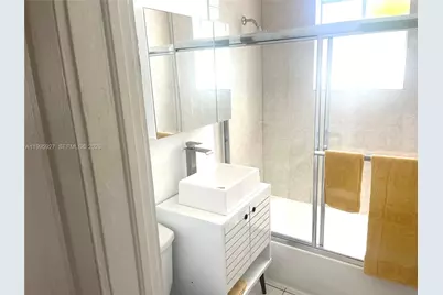 1611 Michigan Ave #27, Miami Beach, FL 33139 - Photo 13