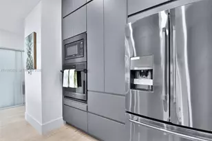 18800 NE 29th Ave, Aventura, FL 33180 - Photo 3