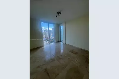 185 SW 7th St #3211, Miami, FL 33130 - Photo 7
