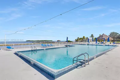 812 S Silver Cir, Key Largo, FL 33037 - Photo 35