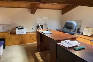 10361 Juniper Ct, Pembroke Pines, FL 33026 - Photo 11