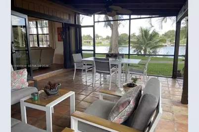 10361 Juniper Ct #10361, Pembroke Pines, FL 33026 - Photo 13