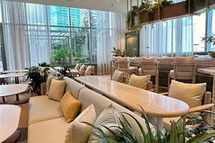 77 SE 5th St, Miami, FL 33131 - Photo 35