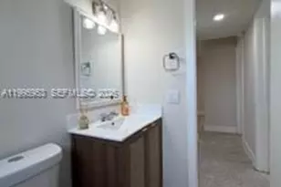 1607 NW 16th Ave, Miami, FL 33125 - Photo 11