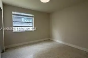 1607 NW 16th Ave, Miami, FL 33125 - Photo 7