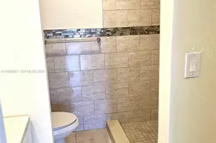 4848 NW 24th Ct, Lauderdale Lakes, FL 33313 - Photo 13