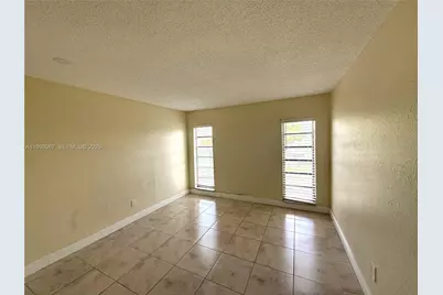 4848 NW 24th Ct #325, Lauderdale Lakes, FL 33313 - Photo 11