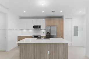 529 SW 11th St, Miami, FL 33129 - Photo 7