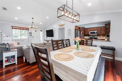 670 NW 16th St #670, Homestead, FL 33030 - Photo 5