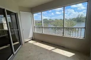 2850 N Oakland Forest Dr, Oakland Park, FL 33309 - Photo 35