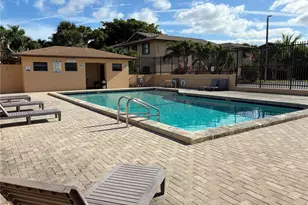 6858 NW 173rd Dr, Hialeah, FL 33015 - Photo 15