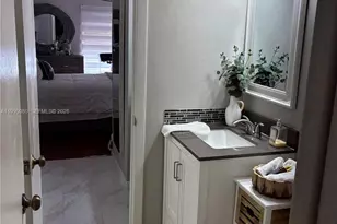 6858 NW 173rd Dr, Hialeah, FL 33015 - Photo 23