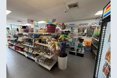 Grocery Store For Sale, Miami, FL 33155 - Photo 3