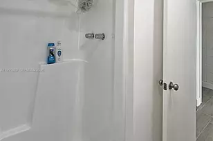 158 Pearl Ave, Plantation Key, FL 33070 - Photo 13