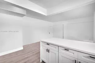 1960 Marseille Dr, Miami Beach, FL 33141 - Photo 17