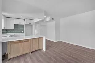 1960 Marseille Dr, Miami Beach, FL 33141 - Photo 13