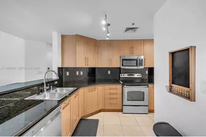 511 SE 5th Ave #1714, Fort Lauderdale, FL 33301 - Photo 11