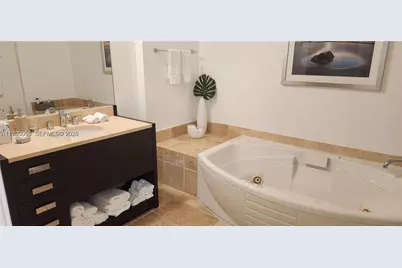 18201 Collins Ave #4305, Sunny Isles Beach, FL 33160 - Photo 13